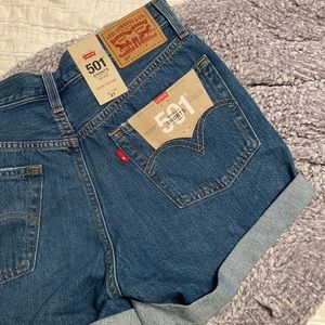 NEW NWT Levi’s | 501 Denim Mid Rise Cuffed Shorts Size 27